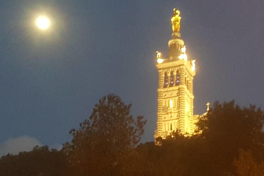 Charmant Appartement Neuf Le Taoume マルセイユ エクステリア 写真